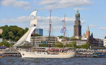 Segelschiff «Mare Frisium» im Hamburger Hafen