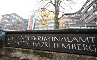 Zwei Mitarbeiter des Landeskriminalamtes stehen im Fokus von Betrugs-Ermittlern. (Archivbild)