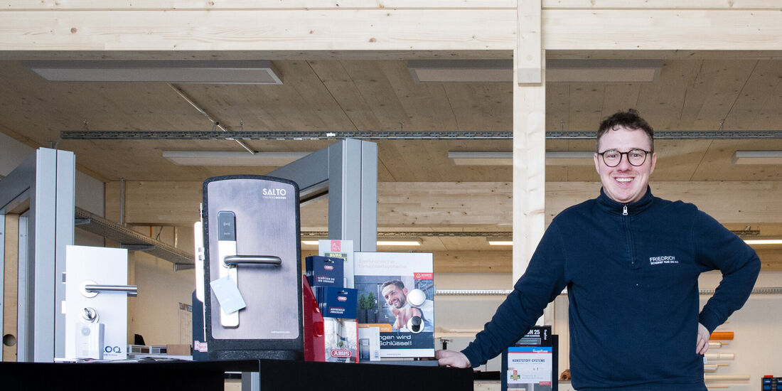 Geschäftsführer Daniel Friedrich ist glücklich im neuen Domizil in der Wiesenstraße 33/3, dem ehemaligen Firmensitz von Merz CNC