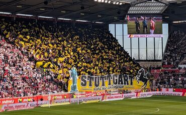 Die Choreo der VfB-Fans in Mainz.