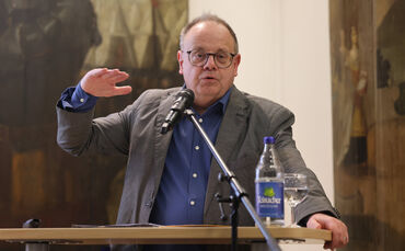 Oberbürgermeister Bernd Hornikel gibt sich kämpferisch: Geht der Gemeinderat mit, will er den Beschwerdeweg gegen das Land besch