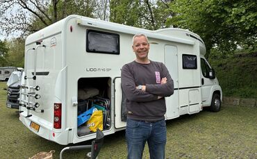Tom ist nicht der einzige Campingplatz-Gast, der vom Frühlingsfest überrascht wurde.