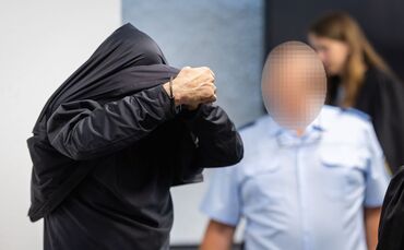 Prozessauftakt nach Fund von Leiche in Koffer