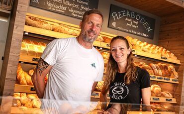 Beate und Max Sommer von der Bäckerei Bach-Bäck in Stetten.