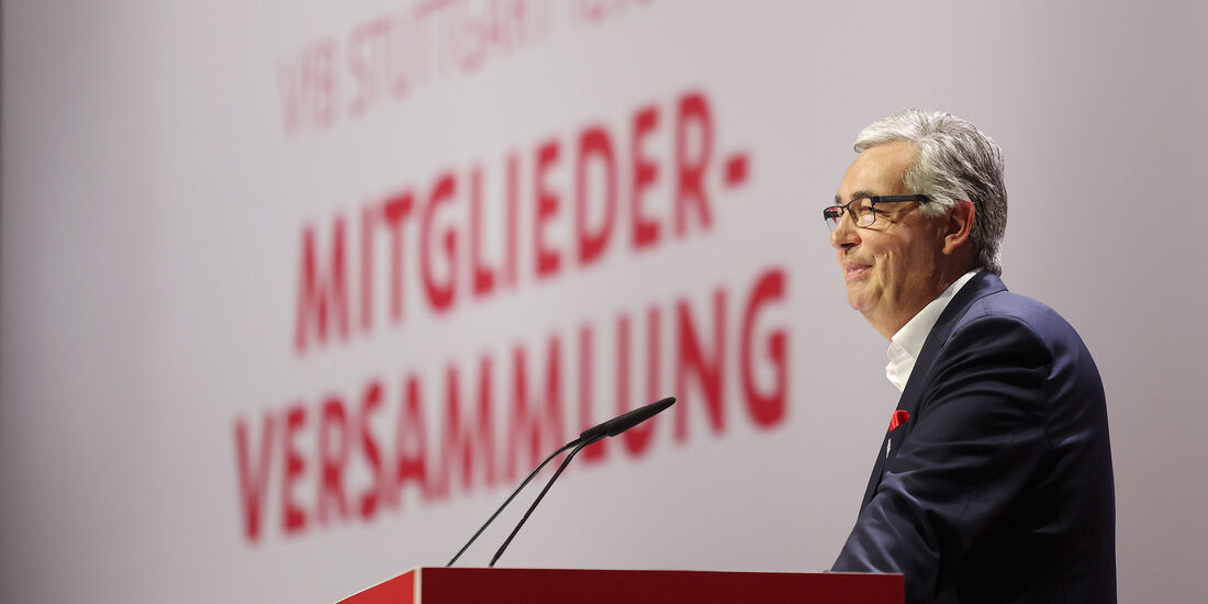 Dietmar Allgaier, Präsident des VfB Stuttgart bei der letztjährigen Mitgliederversammlung.