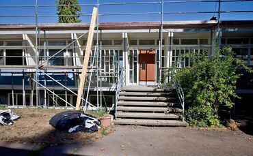 Die Sanierung der denkmalgeschützen Pavillons schreitet voran.
