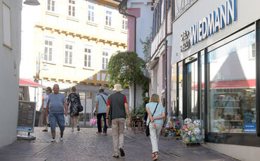 Die Lange Straße gehört zu den besten Einkaufsstandorten der Waiblinger Innenstadt.