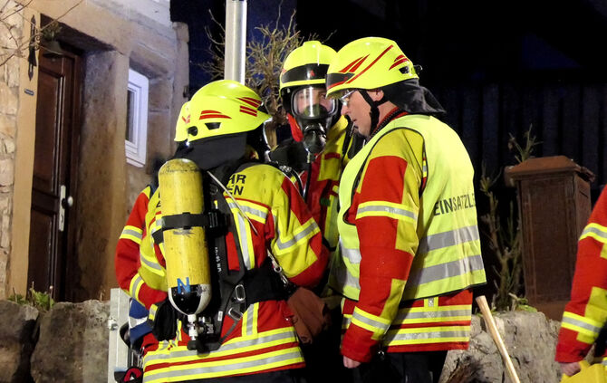 Dachstuhl in Brand geraten - Bild 06_2