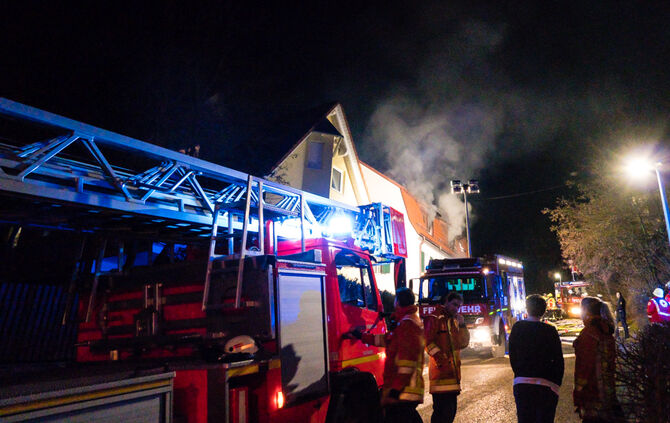 Dachstuhl in Brand geraten - Bild 09_3