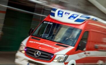 Rettungswagen im Noteinsatz