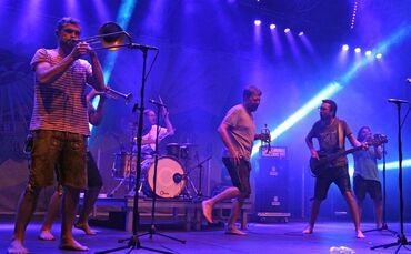 80651199-70a3-4c11-a23a-54a93f25b788.jpg_0