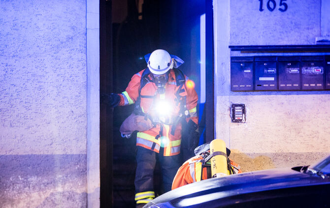 Brand in einem Mehrfamilienhaus - Bild 05_5
