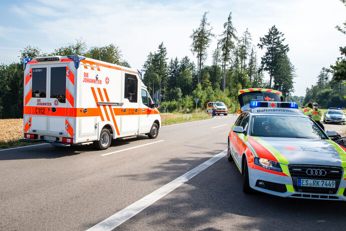 Pkw gegen Radfahrer, L1151, Schorndorf-Schlichten - Lichtenwald, 06.08.2020.