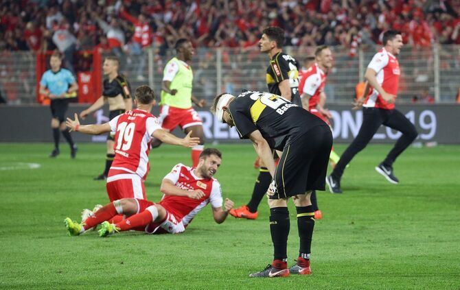 VfB-Abstieg in Berlin_0