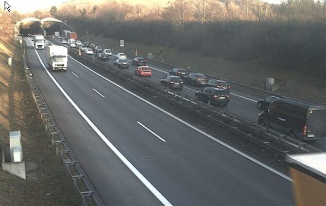 Stau B14 Kappelbergtunnel_0