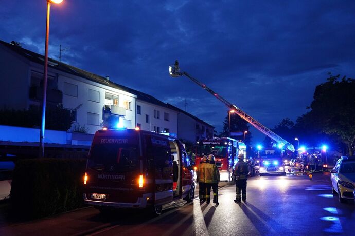 Nuertingen: Brand in der Kueche fordert eine Verletzte Person