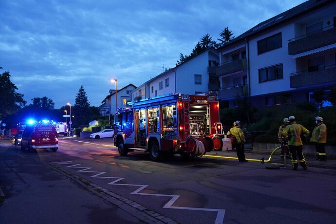 Nuertingen: Brand in der Kueche fordert eine Verletzte Person