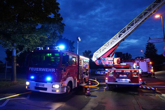 Nuertingen: Brand in der Kueche fordert eine Verletzte Person