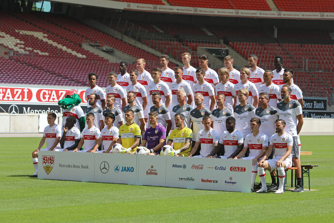 Mannschaftsfoto VfB Stuttgart Saison 2020/21