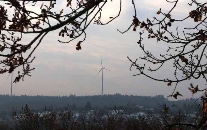 windrad goldboden windkraft winterbach energie symbol symbolbild symbolfoto
