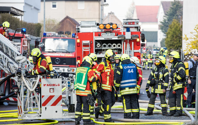 Ehemaliger "Ochsen" in Flammen - ein Todesopfer - Bild 54_11