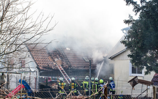 Ehemaliger "Ochsen" in Flammen - ein Todesopfer - Bild 36_23