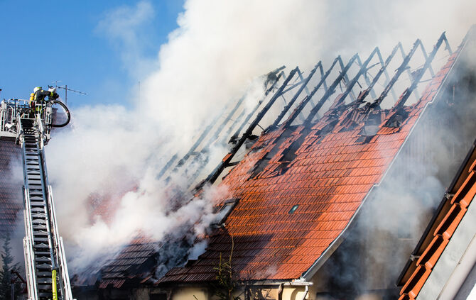 Ehemaliger "Ochsen" in Flammen - ein Todesopfer - Bild 16_41