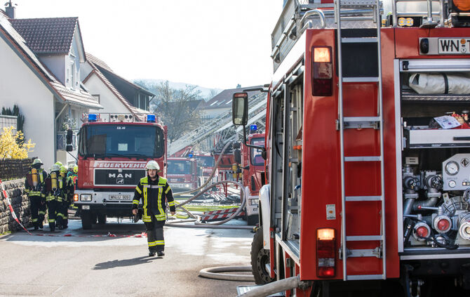 Ehemaliger "Ochsen" in Flammen - ein Todesopfer - Bild 07_50