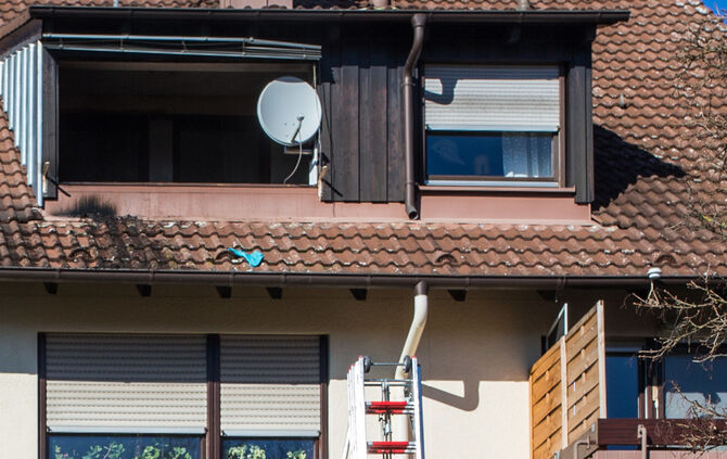 Balkonbrand in Neustadt - Bild 08_11