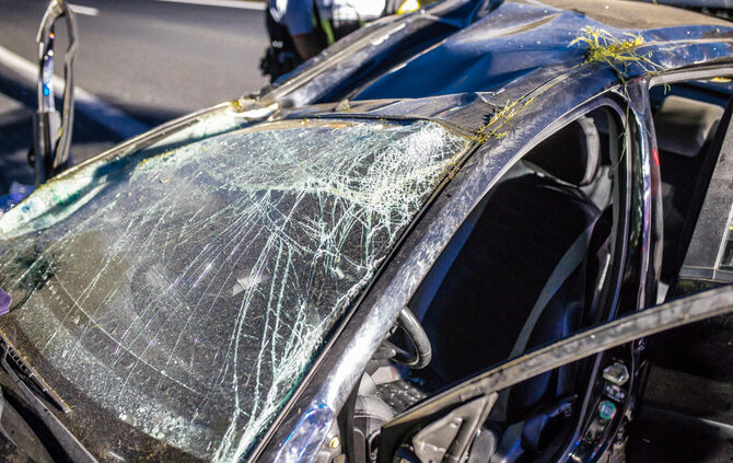 Schwerer Unfall B 14 - Vollsperrung - Bild 03_1