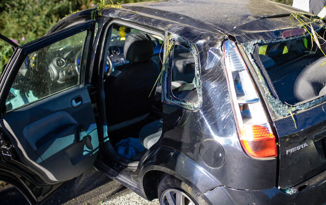 Schwerer Unfall B 14 - Vollsperrung - Bild 07_5