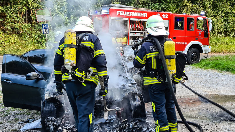 Autobrand, Hegnacher Str., Waiblingen-Hohenacker, 24.08.2020.