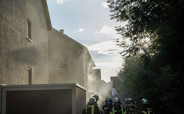 Winterbach: Trocknerbrand sorgt fuer starke Rauchentwicklung