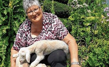 f1cdd5fe-6f92-424a-8059-5c7d44a96bd7.jpg_0