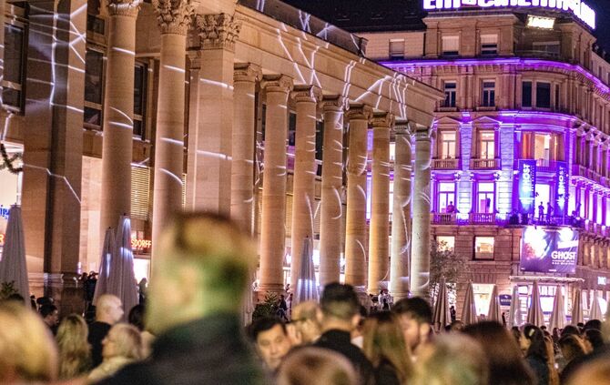 Stuttgart City leuchtet 2019 - lange Einkaufsnacht in Stuttgart wird_4