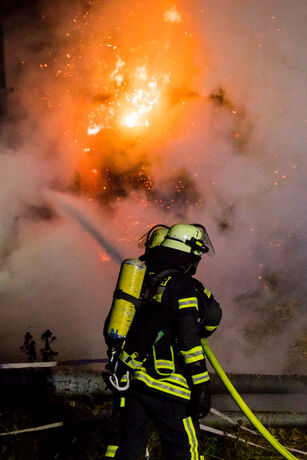 Scheunenbrand, Jägergarten, Schorndorf-Mannshaupten, 26.08.2020.