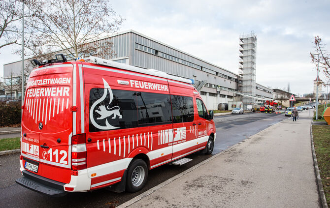 Feuerwehreinsatz bei Firma - Bild 14_3