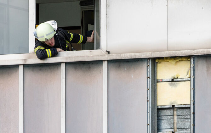 Feuerwehreinsatz bei Firma - Bild 04_14