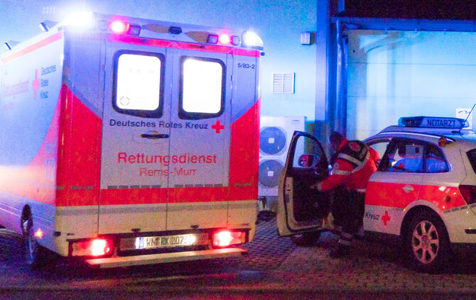Gasalarm und zwei Verletzte im Wohnheim - Bild 04_2