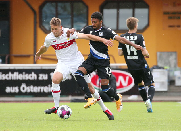 Fußball VfB Stuttgart vs. DSC Arminia Bielefeld