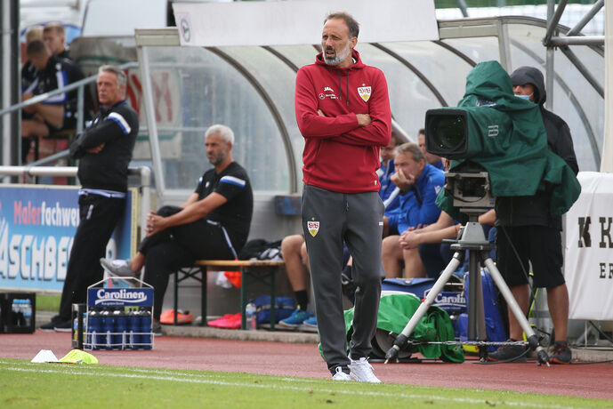 Fußball VfB Stuttgart vs. DSC Arminia Bielefeld