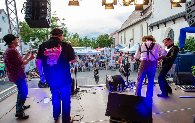 42. Winnender Stadtfest – der City-Treff 2019 - Bild 03_3