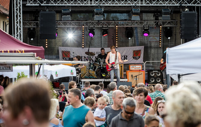 42. Winnender Stadtfest – der City-Treff 2019 - Bild 07_7