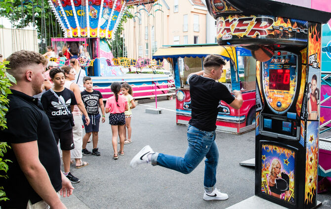 42. Winnender Stadtfest – der City-Treff 2019 - Bild 11_11