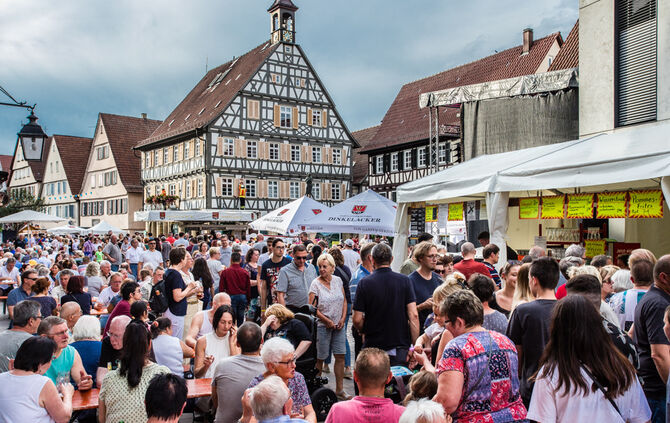 42. Winnender Stadtfest – der City-Treff 2019 - Bild 18_18