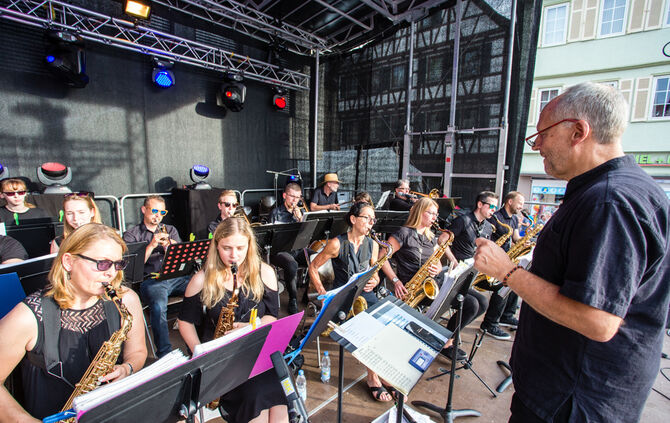 42. Winnender Stadtfest – der City-Treff 2019 - Bild 20_20