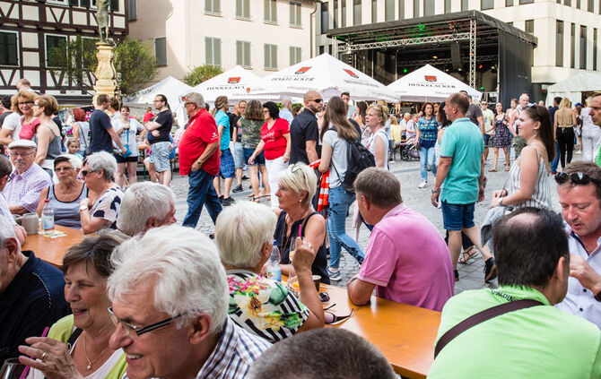 42. Winnender Stadtfest – der City-Treff 2019 - Bild 33_33