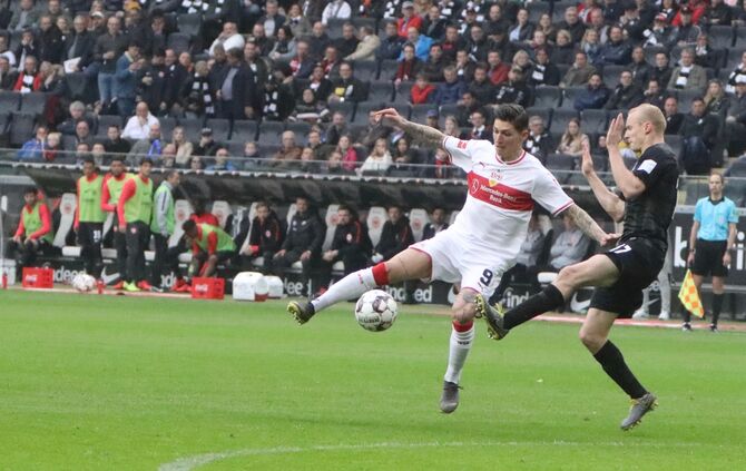 Eintracht Frankfurt-VfB Stuttgart_0