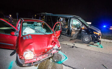 Unfall im Kreisverkehr - Bild 02_0