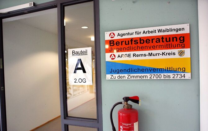 Arbeitsamt Agentur für Arbeit Berufsberatung symbol symbolbild symbolfoto